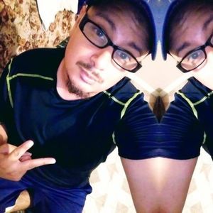 Meet your Posher, Johnny